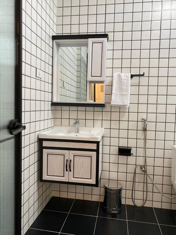 Ecco Modern Guest House Адис Абеба Екстериор снимка
