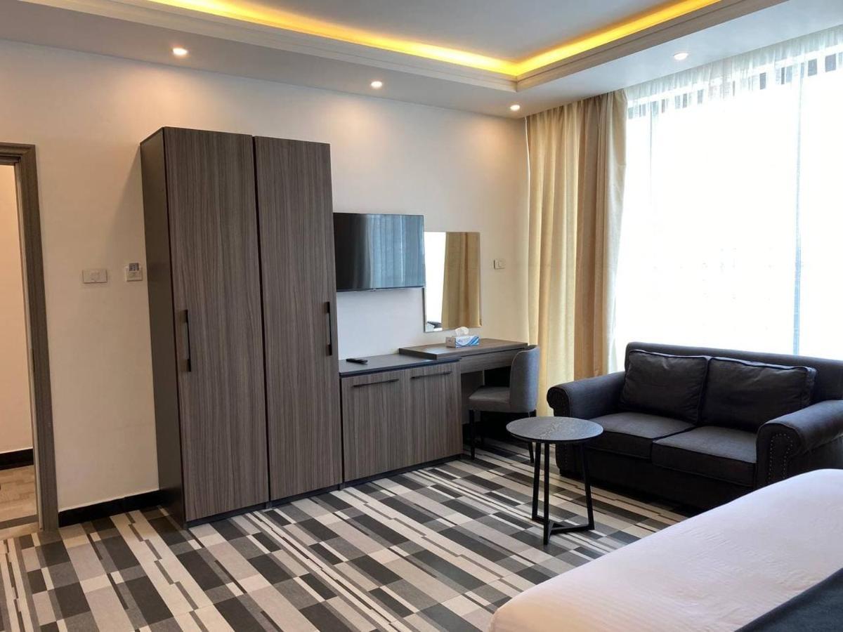 Ecco Modern Guest House Адис Абеба Екстериор снимка